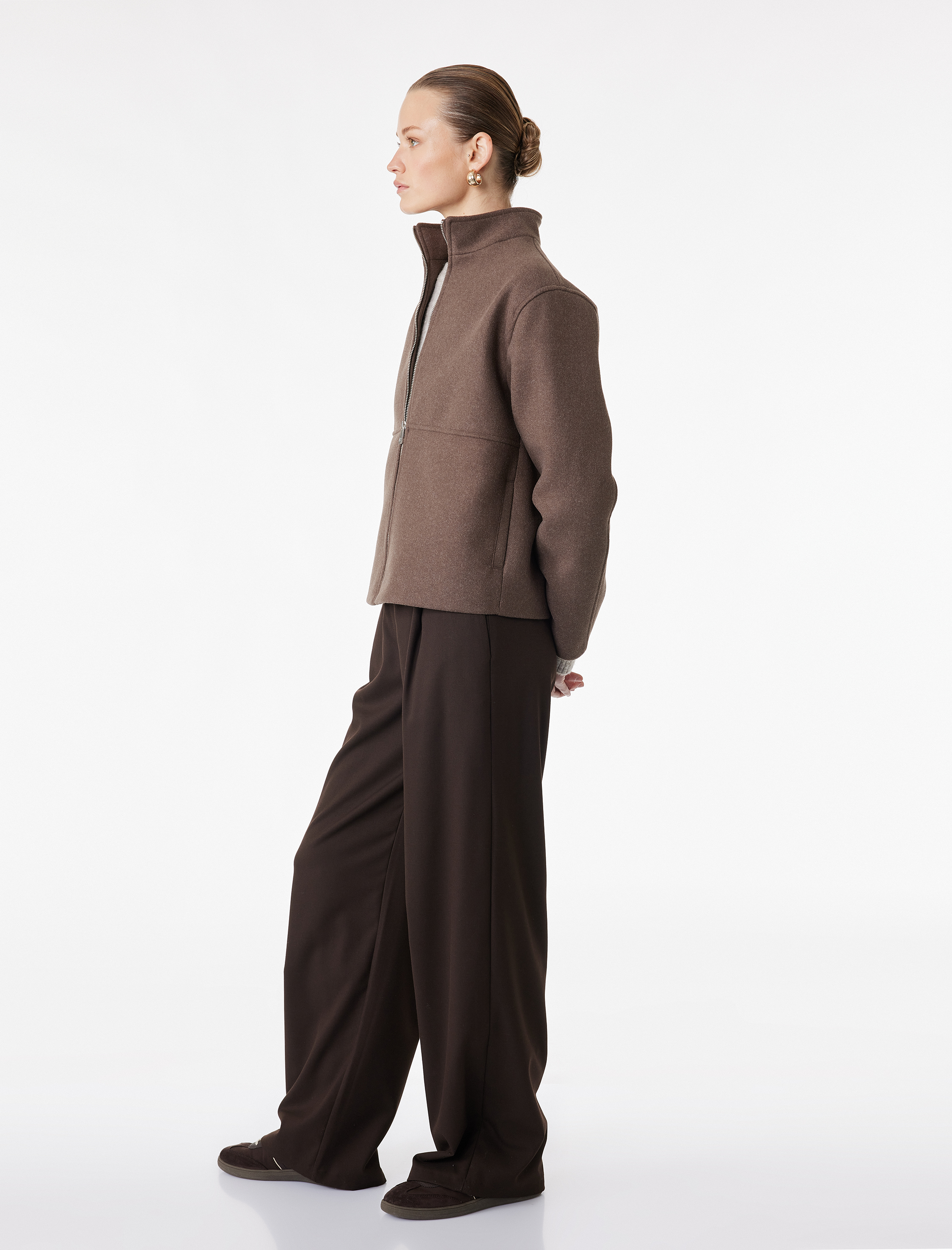   Uzun Kollu Fermuarlı Dik Yaka Kaşe Ceket