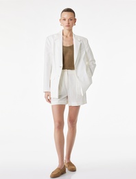 Cep Detaylı Yüksek Bel Düğmeli Keten Karışımlı Bermuda Şort