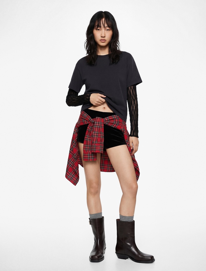  Rahat Kalıp Uzun Kollu Dantel Detaylı Bisiklet Yaka Tişört