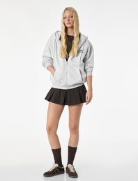 Şardonlu Rahat Kalıp Cepli Uzun Kollu Fermuarlı Arkası Baskılı Kapüşonlu Sweatshirt