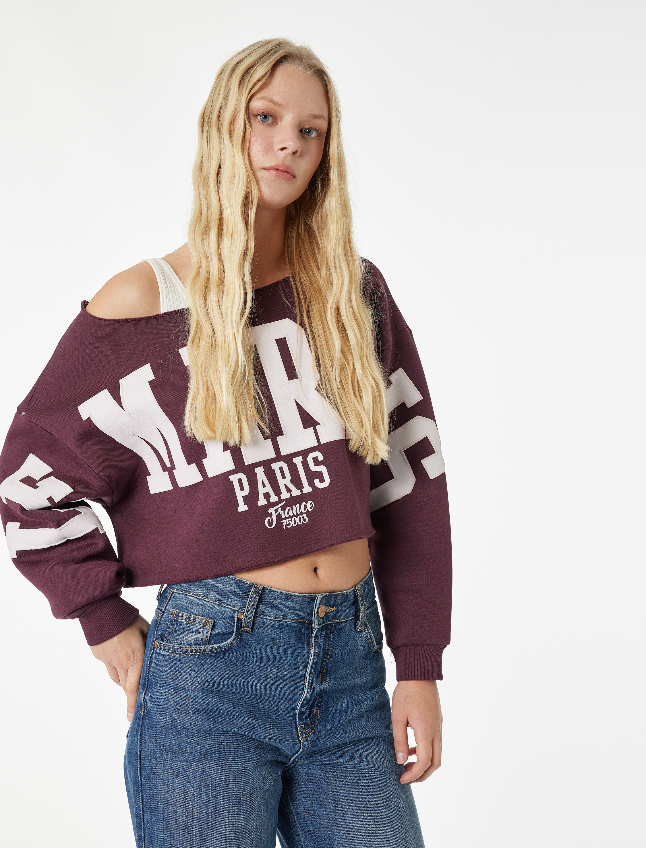   Uzun Kollu Kayık Yaka Baskılı Crop Oversize Sweatshirt