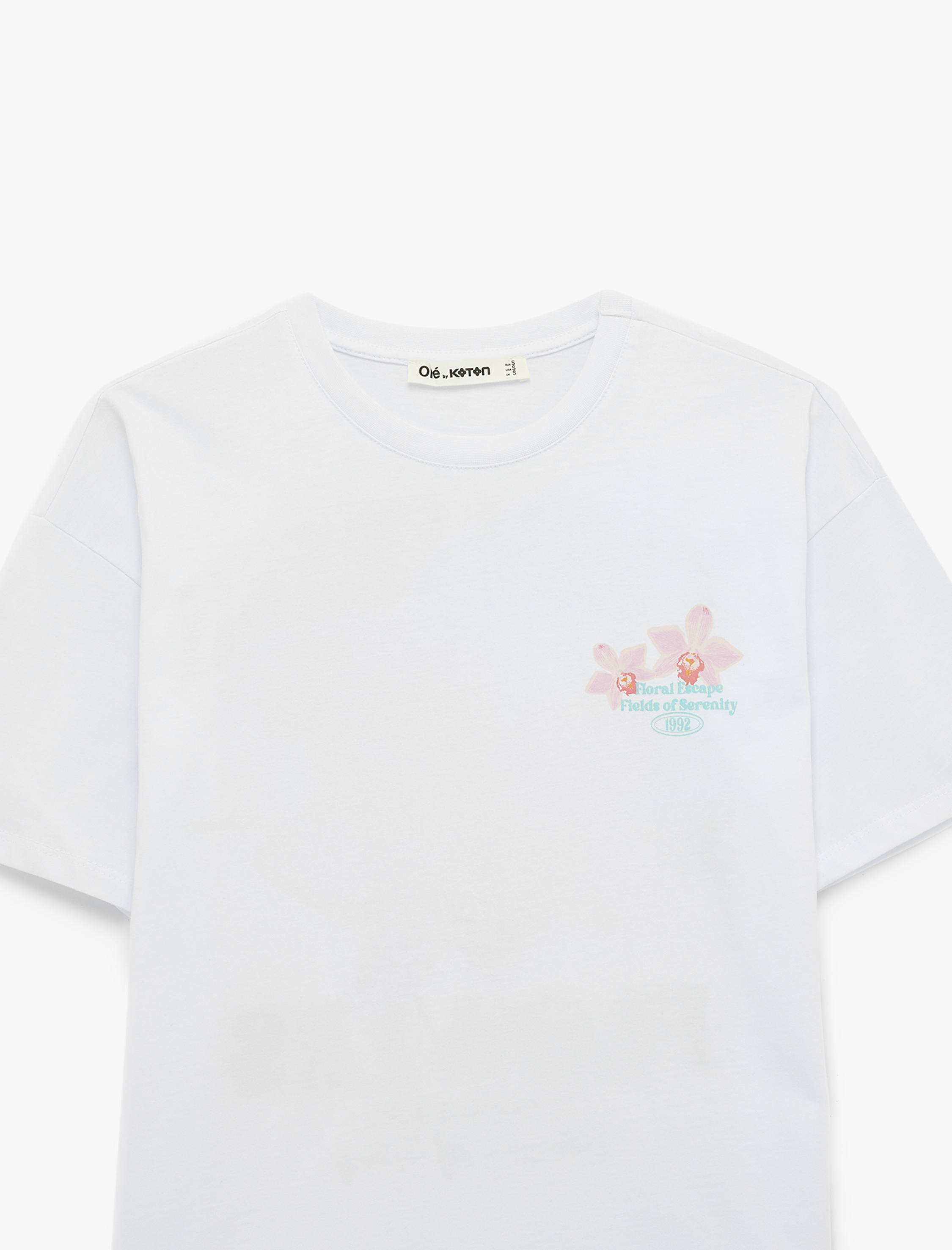   Pamuklu Rahat Kalıp Kısa Kollu Arkası Çiçek Baskılı Tişört