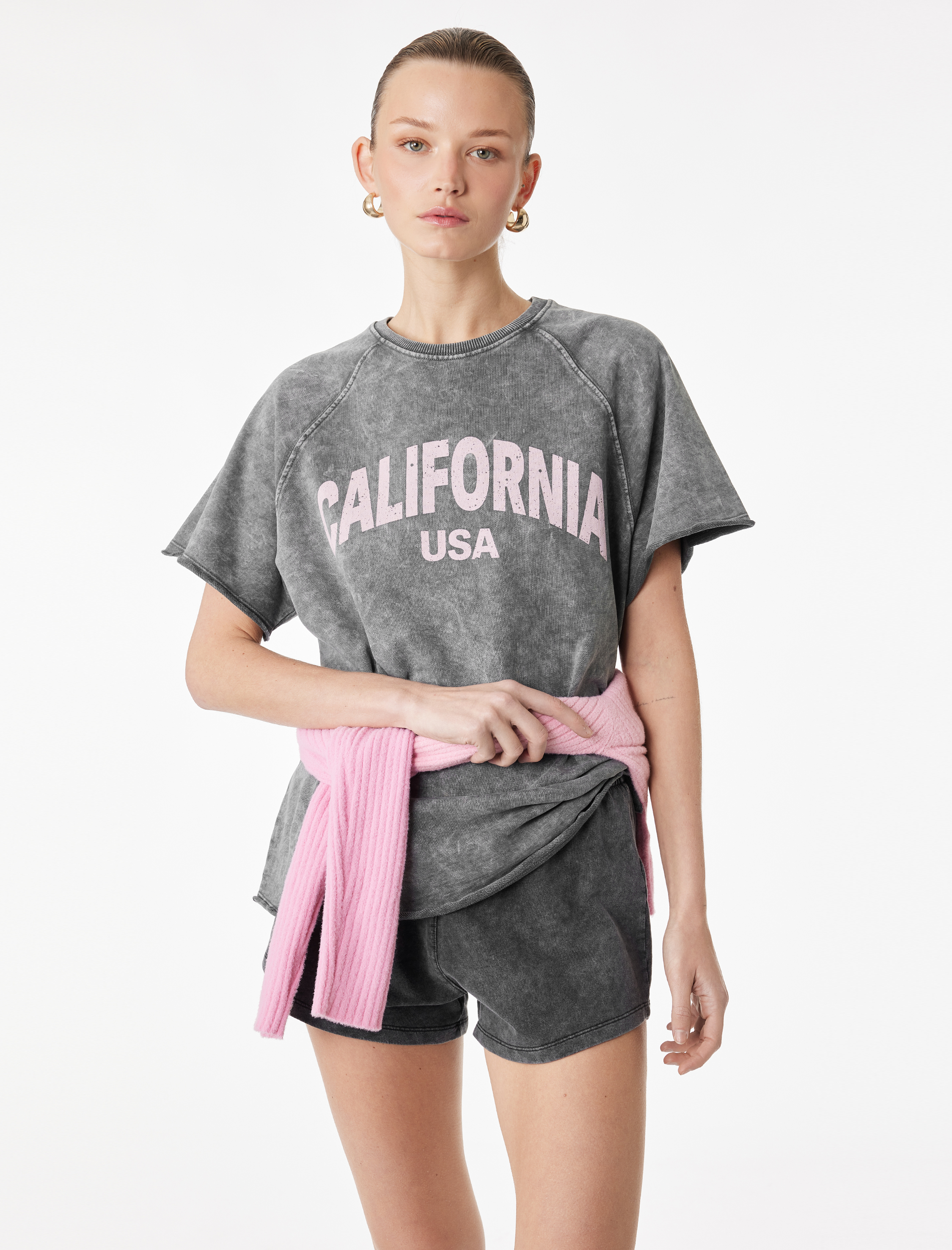   Kısa Kollu Bisiklet Yaka Pamuklu Oversize Baskılı Tişört