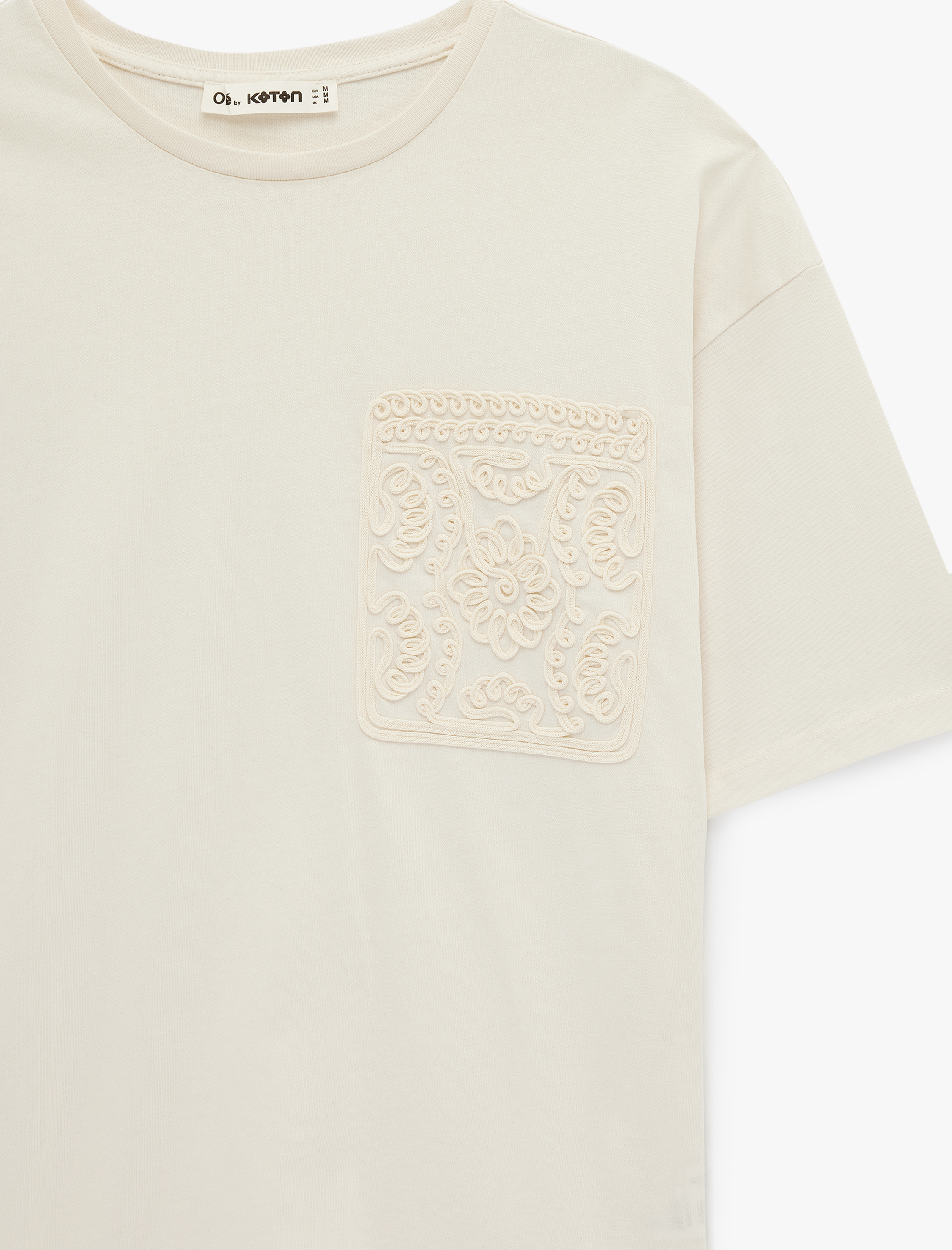   Nakış Detaylı Kısa Kollu Cepli Bisiklet Yaka Pamuklu Tişört