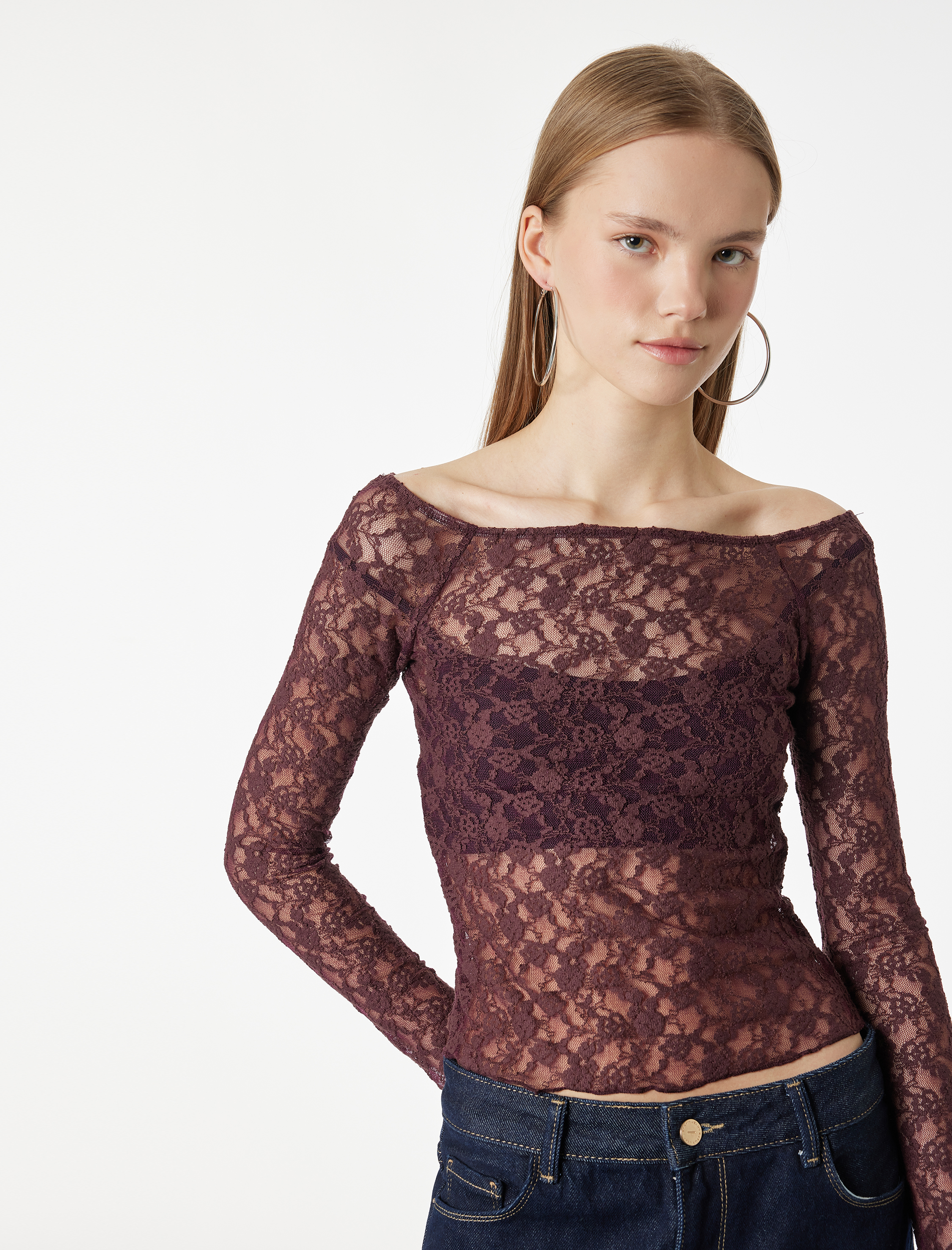   Uzun Kollu Kayık Yaka Slim Fit Dantel Tişört