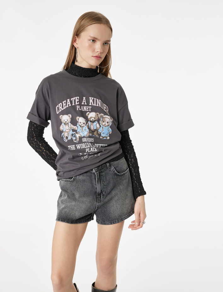  Oversize Kısa Kollu Bisiklet Yaka Ayıcık Baskılı Tişört