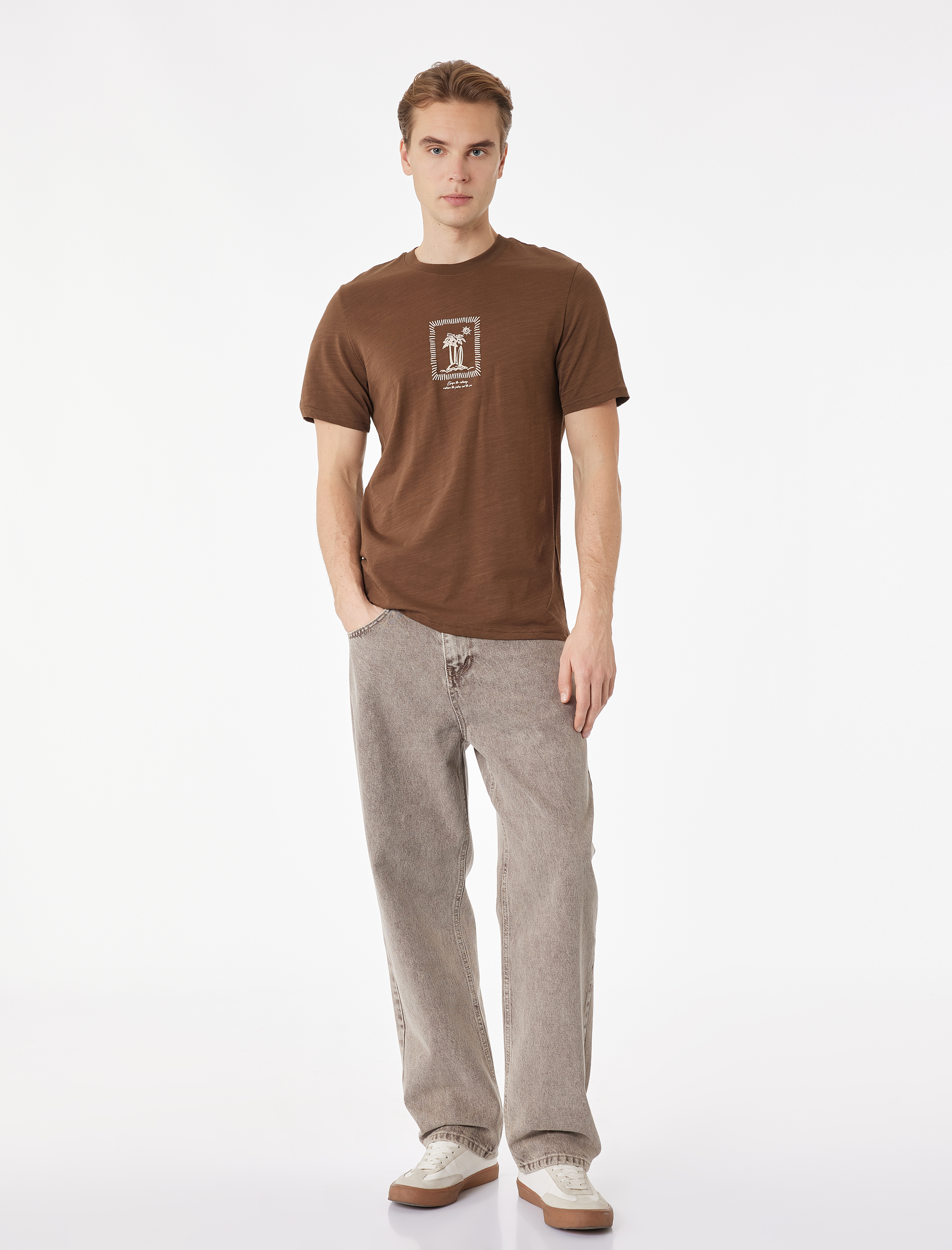   Regular Fit Kısa Kollu Bisiklet Yaka Pamuklu Baskılı Tişört