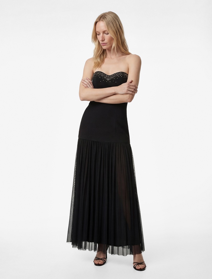  Scuba Kumaş Tül Detaylı Taşlı Straplez Elbise