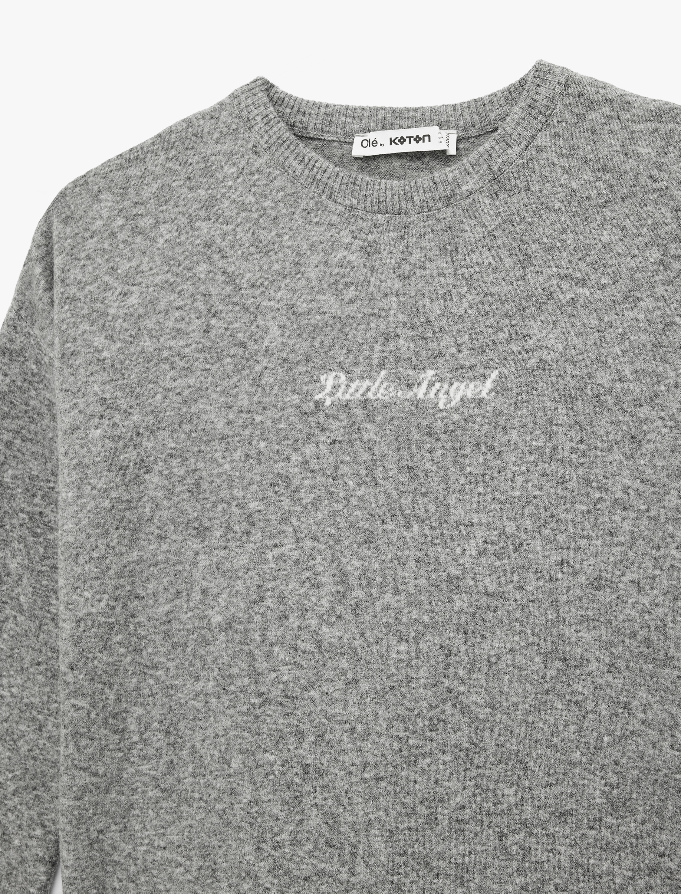   Uzun Kollu Bisiklet Yaka İşlemeli Triko Kazak