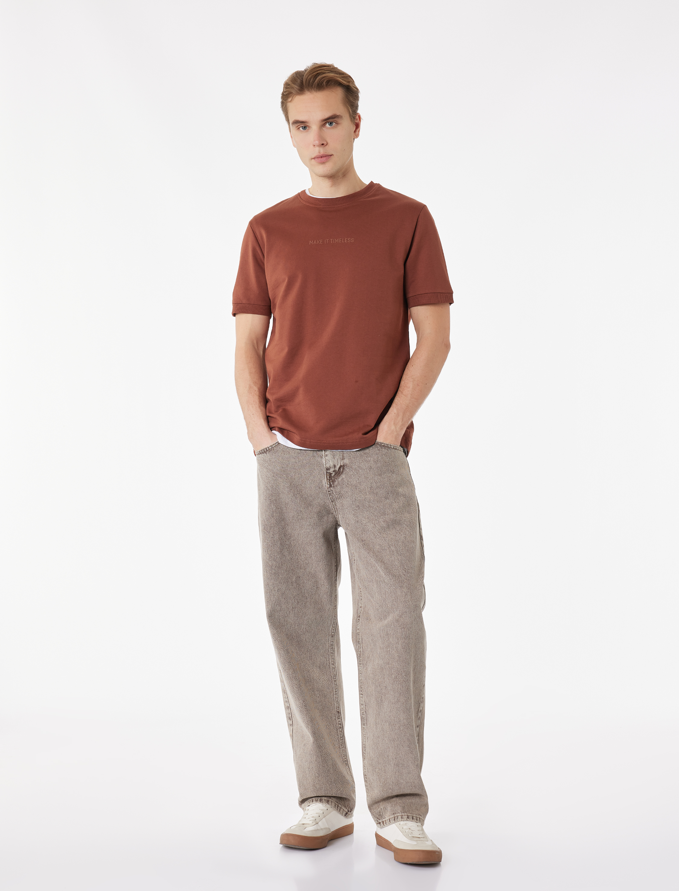   Regular Fit Kısa Kollu Bisiklet Yaka Pamuklu Baskılı Tişört