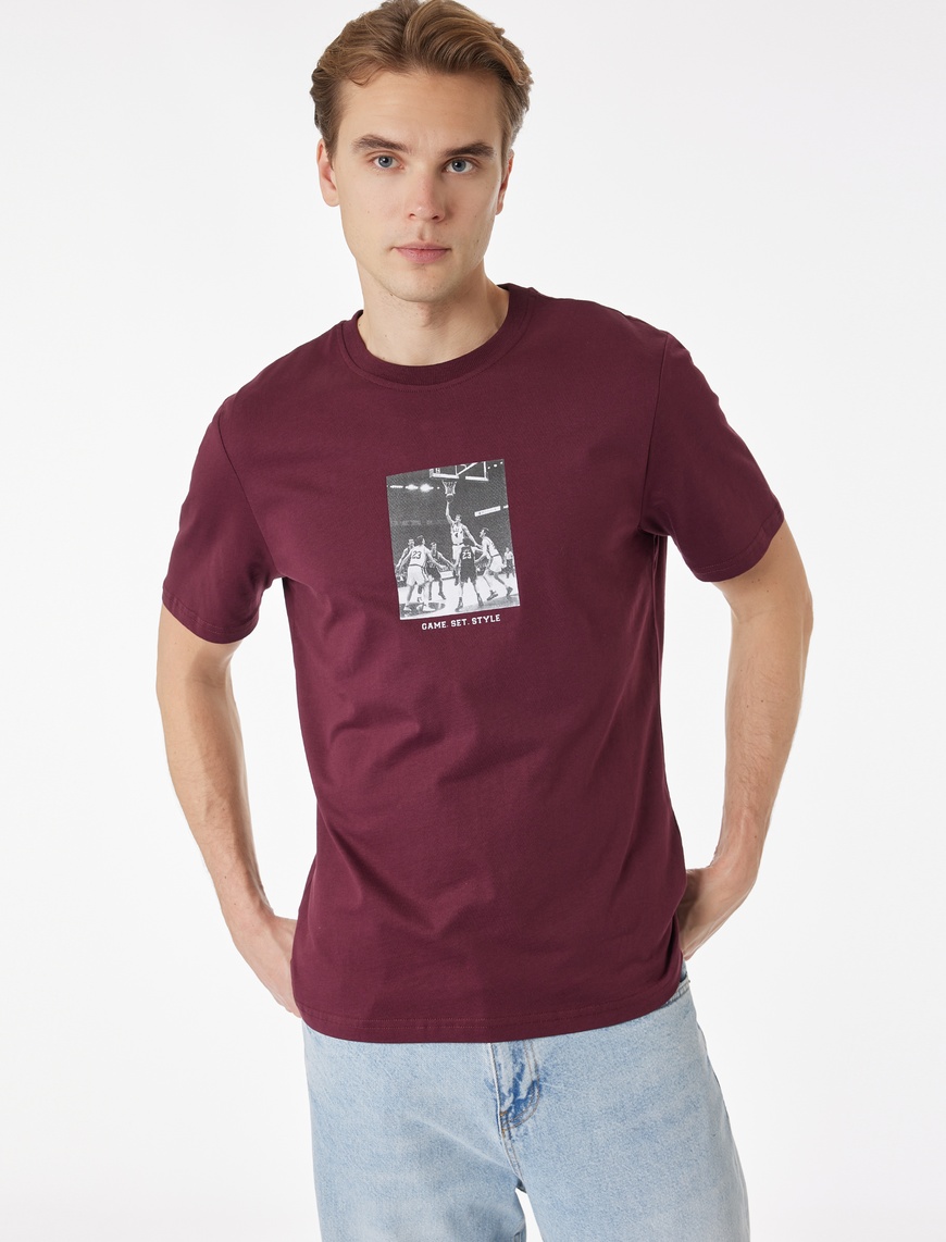 Bordo Erkek Regular Fit Kısa Kollu Bisiklet Yaka Pamuklu Baskılı Bordo Erkek Regular Fit Kısa Kollu Bisiklet Yaka Pamuklu Baskılı