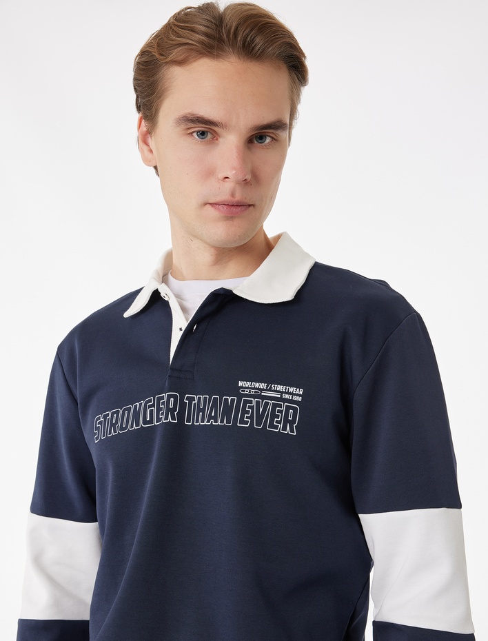  Uzun Kollu Pamuklu Renk Kontrastlı Düğmeli Baskılı Polo Yaka Sweatshirt