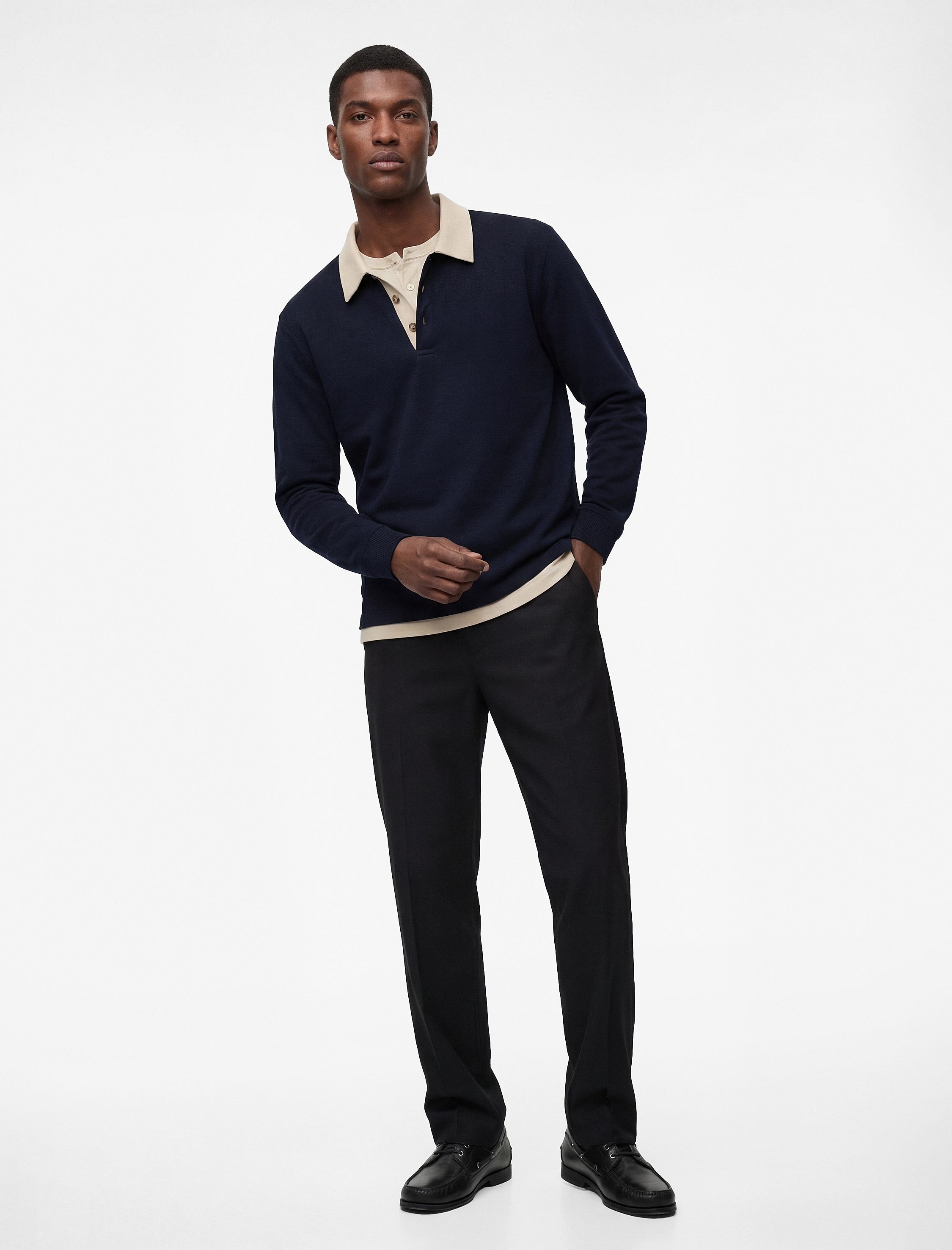   Regular Fit Uzun Kollu Pamuklu Renk Kontrastlı Düğmeli Polo Yaka Sweatshirt