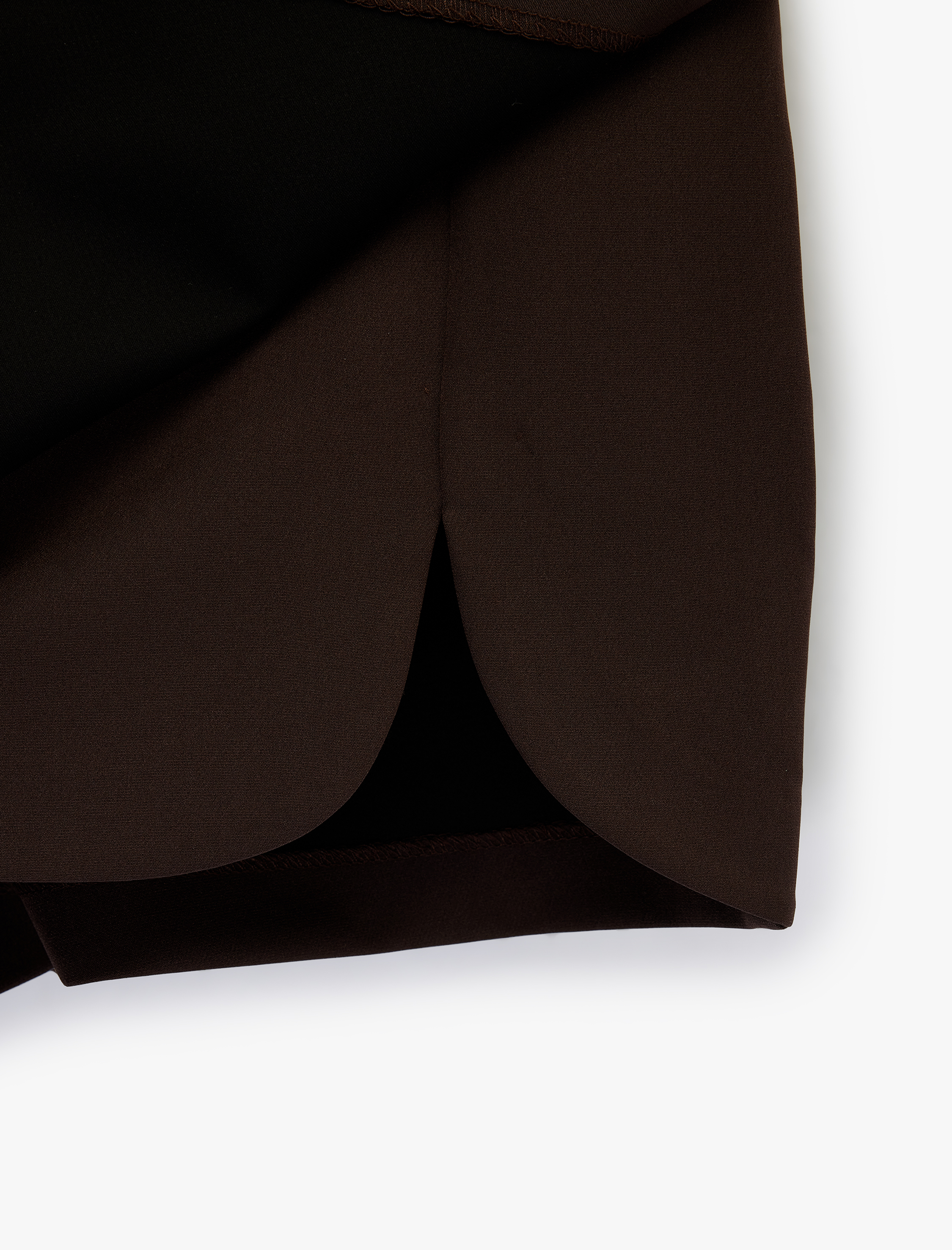   Yırtmaç Detaylı Normal Bel Mini Şort Etek