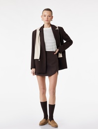 Yırtmaç Detaylı Normal Bel Mini Şort Etek