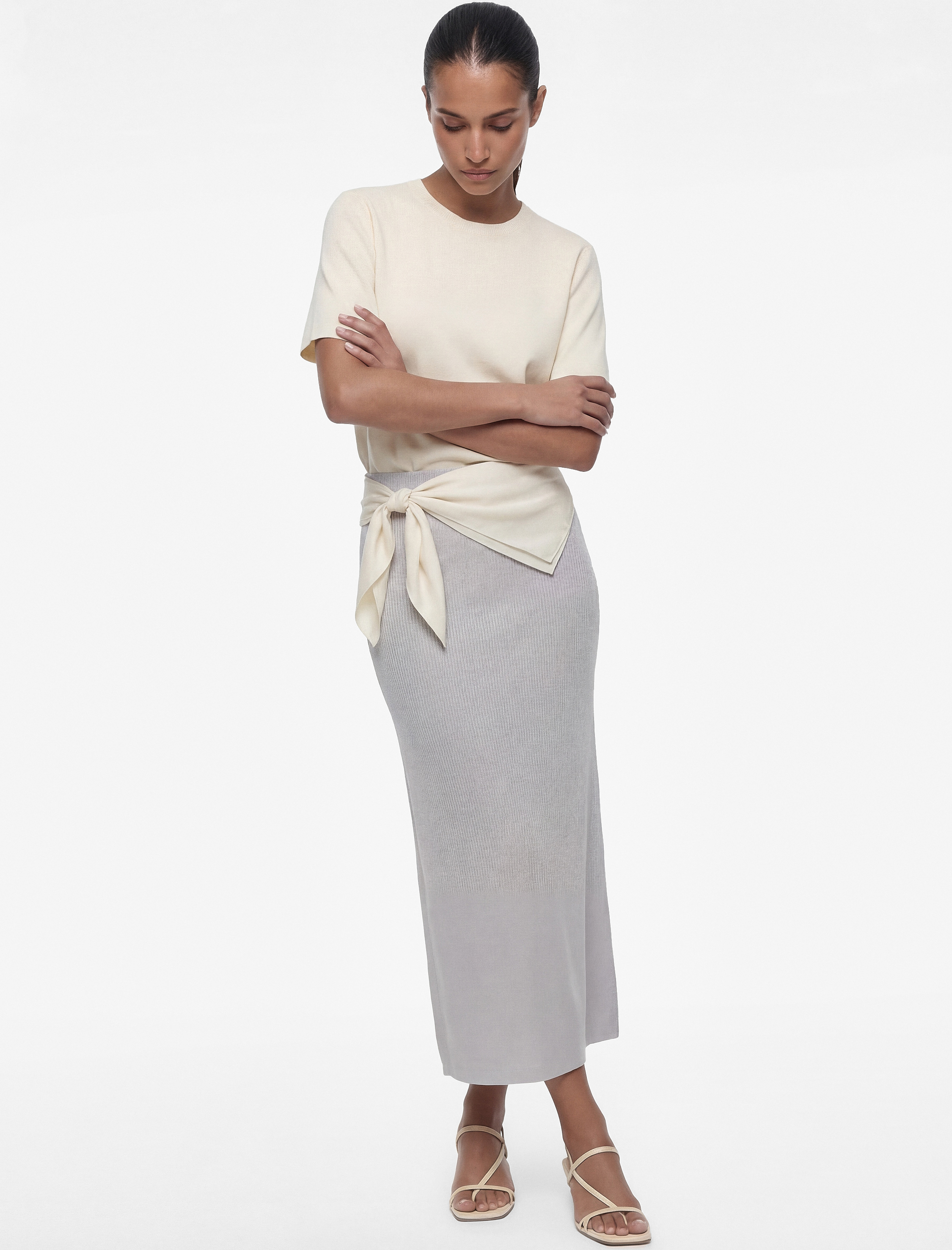   İnce Metalik İplik Detaylı Parıltılı Midi A Kesim Etek