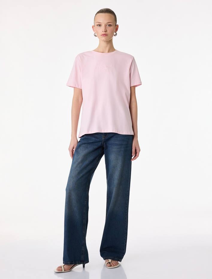  Pamuklu Bisiklet Yaka İşleme Detaylı Kısa Kollu Tişört