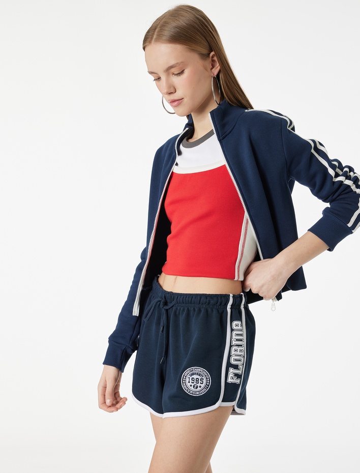  Nakış Detaylı Beli Lastikli Biyeli Mini Şort