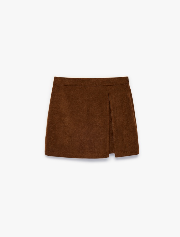  Yırtmaç Detaylı Standart Bel Mini Şort Etek