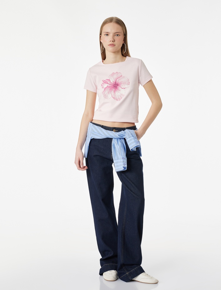  Slim Fit Bisiklet Yaka Kısa Kollu Pamuklu Baskılı Tişört