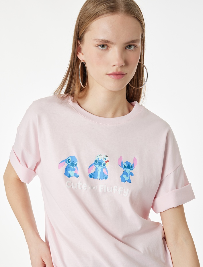  Stitch Lisanslı Kısa Kollu Bisiklet Yaka Arkası Baskılı Tişört