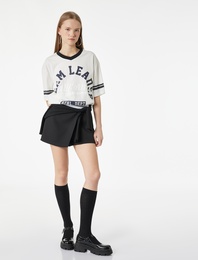 Baskılı Yarım Kollu Oversize V Yaka Tişört