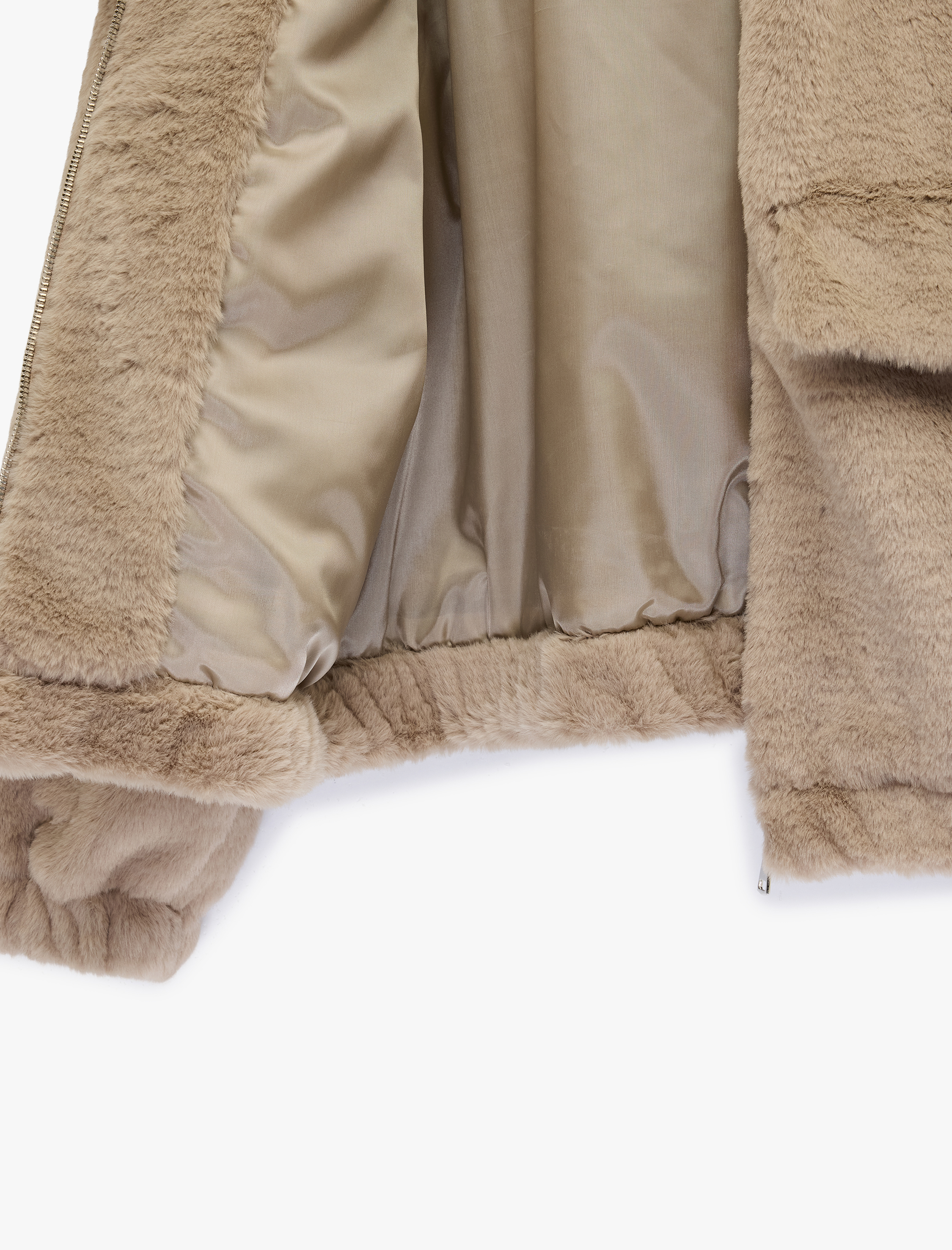   Cep Detaylı Uzun Kollu Fermuarlı Kapüşonlu Suni Kürk Ceket