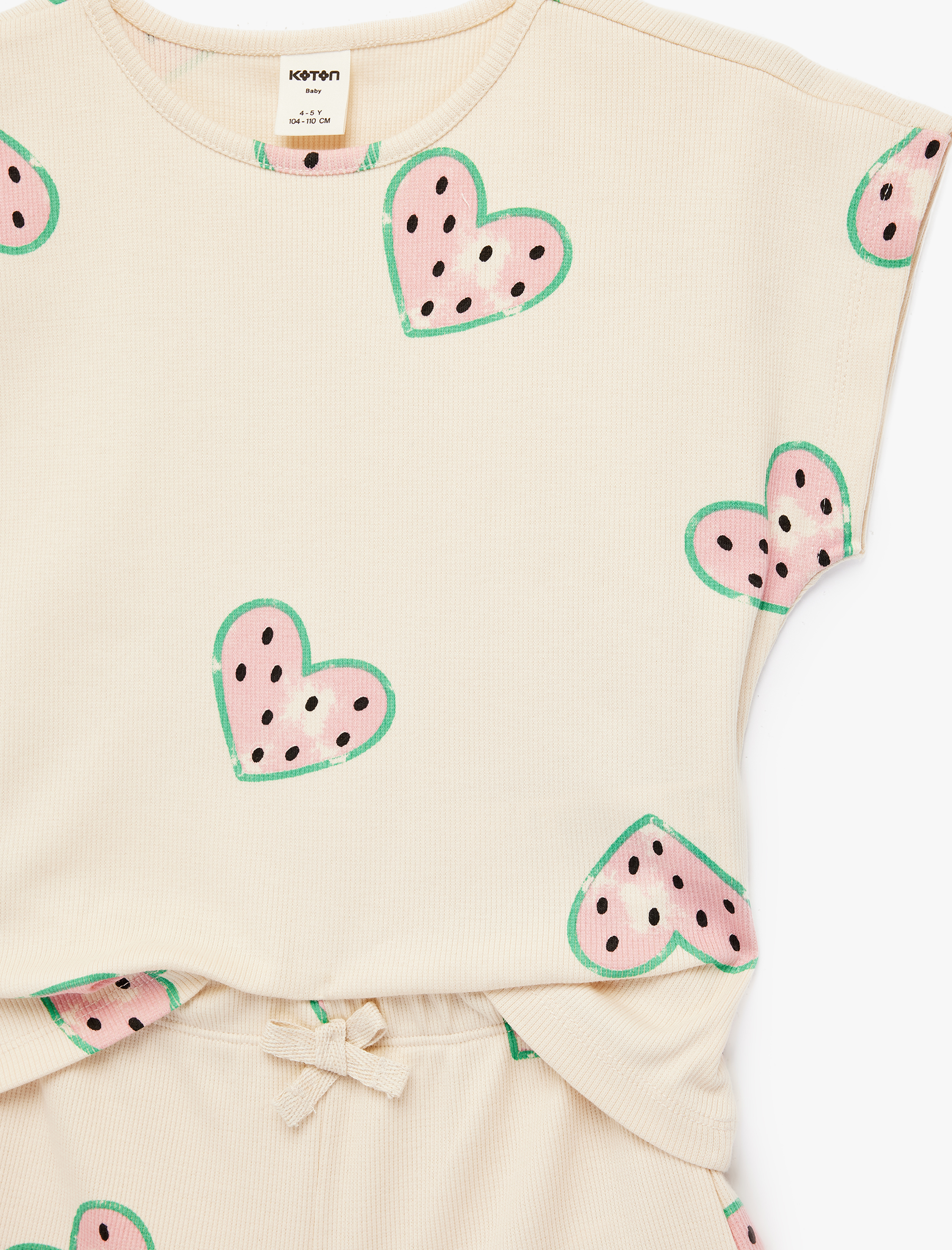  Kız Bebek Kalp Desenli Kısa Kollu Bisiklet Yaka Pamuklu Tişört Şort Takım - 2'li Set