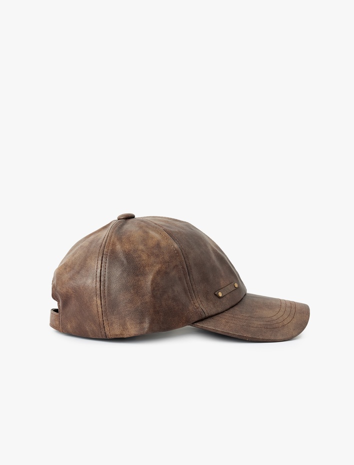Erkek Etiket Detaylı Suni Deri Kep Şapka
