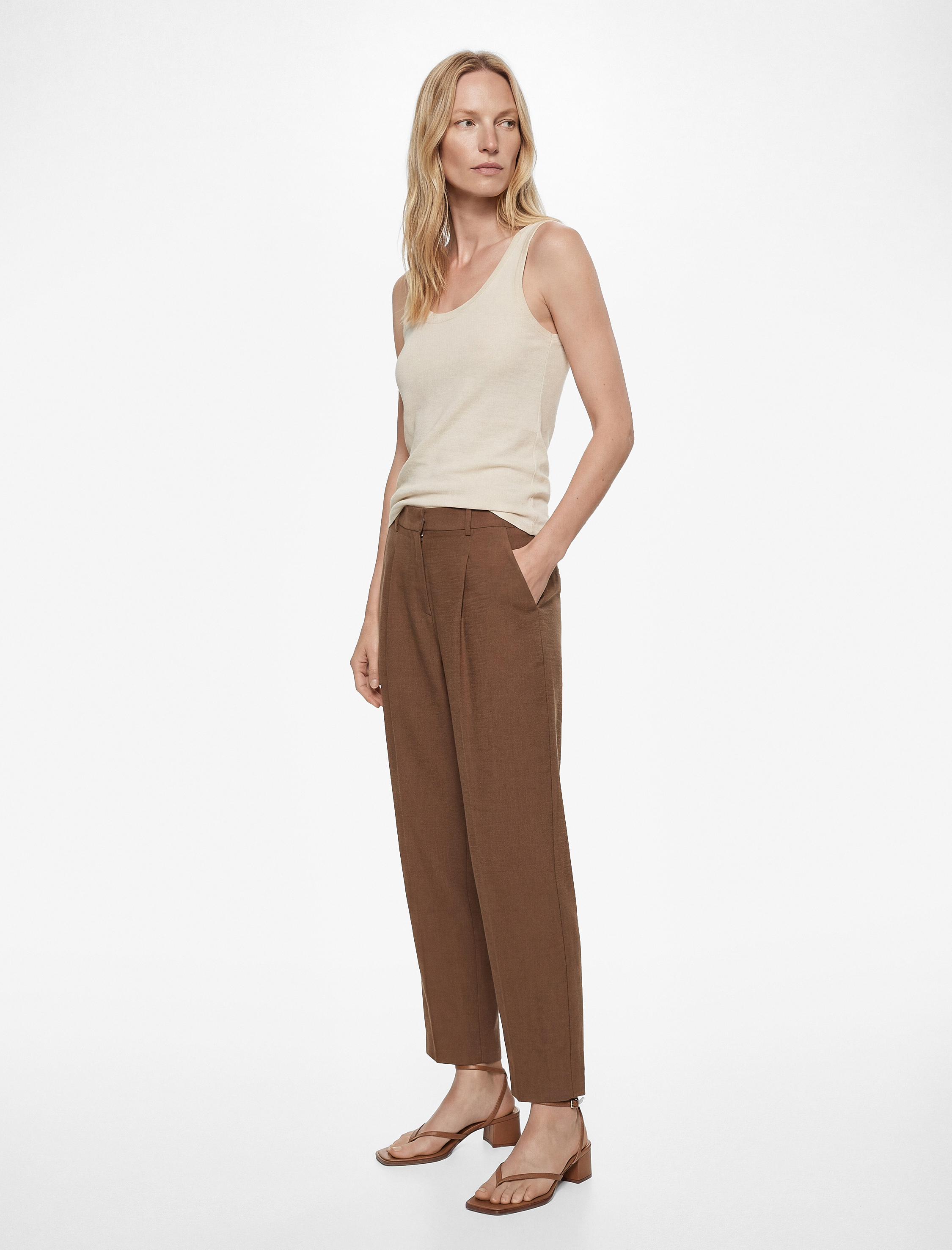   Keten Görünümlü Cepli Bilek Boy Pile Detaylı Havuç Pantolon