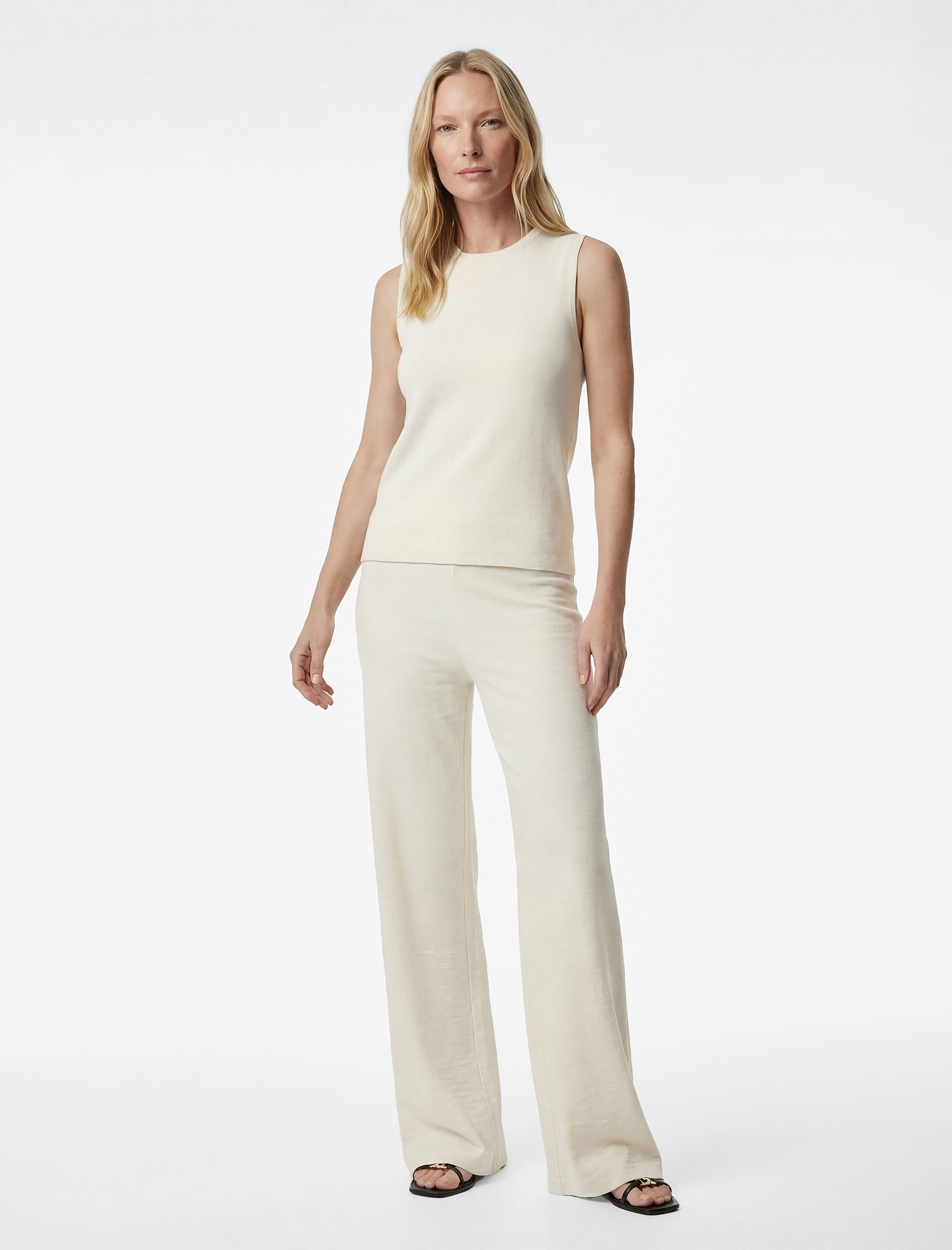   Pamuk Karışımlı Dokulu Uzun Geniş Paça Pantolon