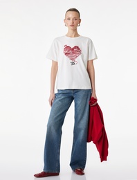 Pamuklu Kalp Baskılı Kısa Kollu Bisiklet Yaka Tişört