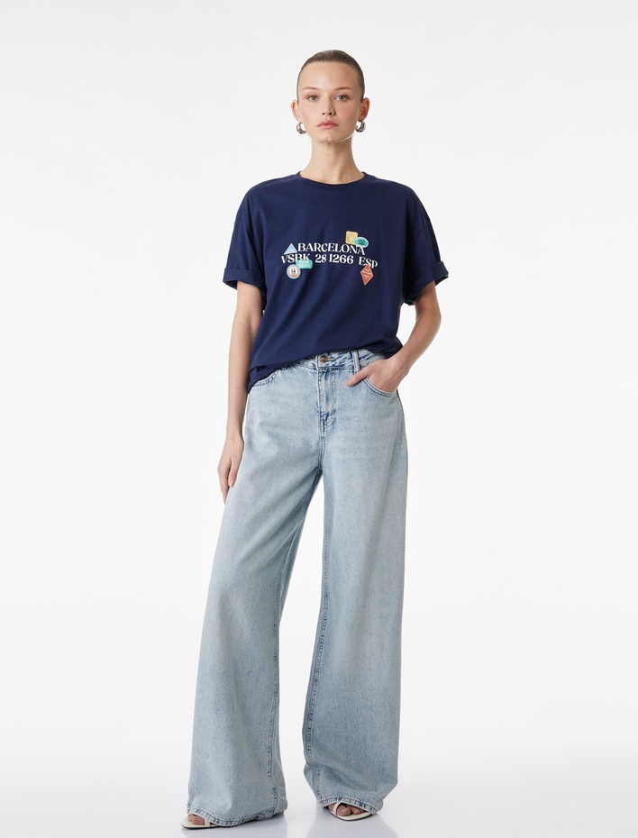  Kısa Kollu Bisiklet Yaka Pamuklu Baskılı Oversize Tişört