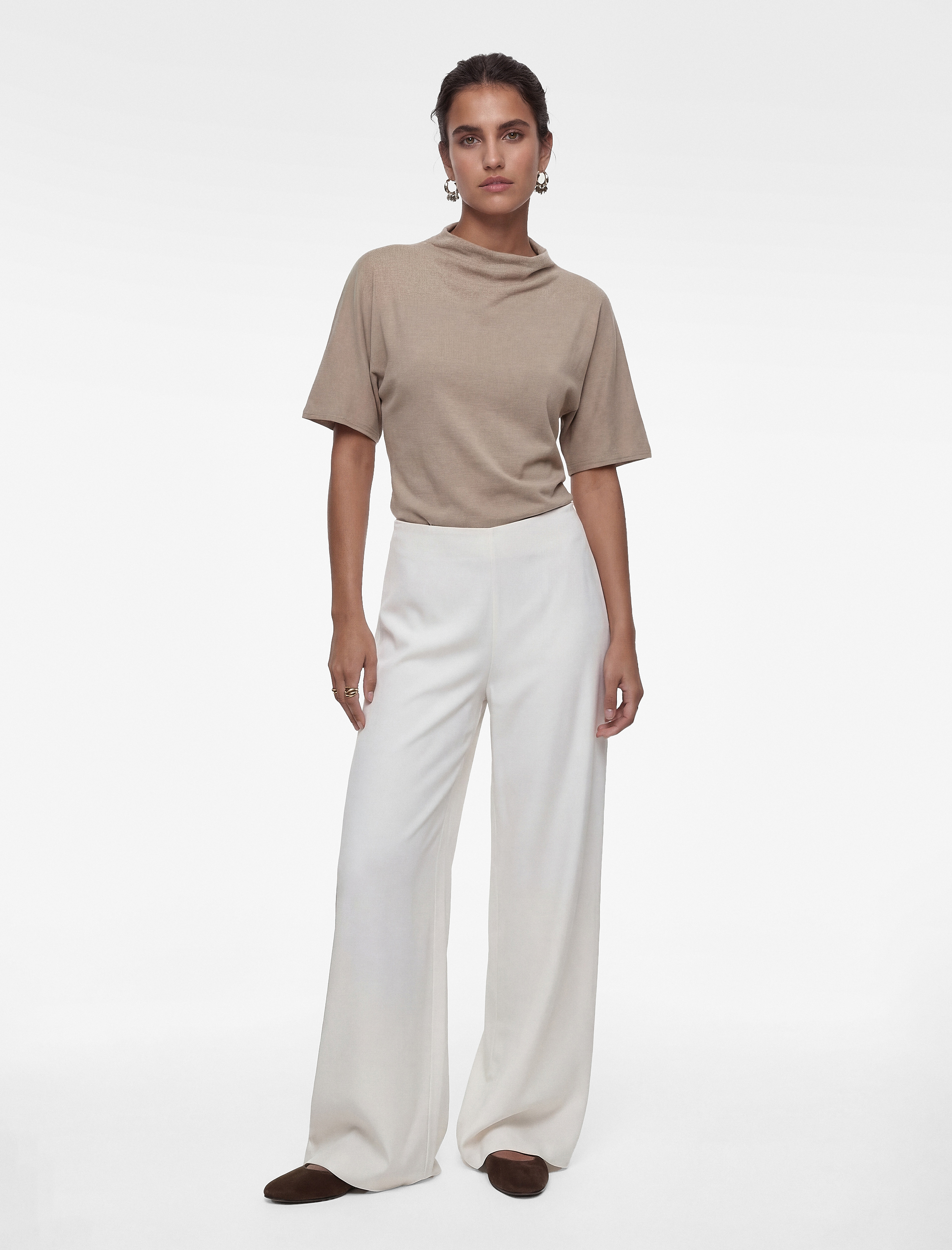   Yüksek Bel Düz Geniş Paça Saten Pantolon