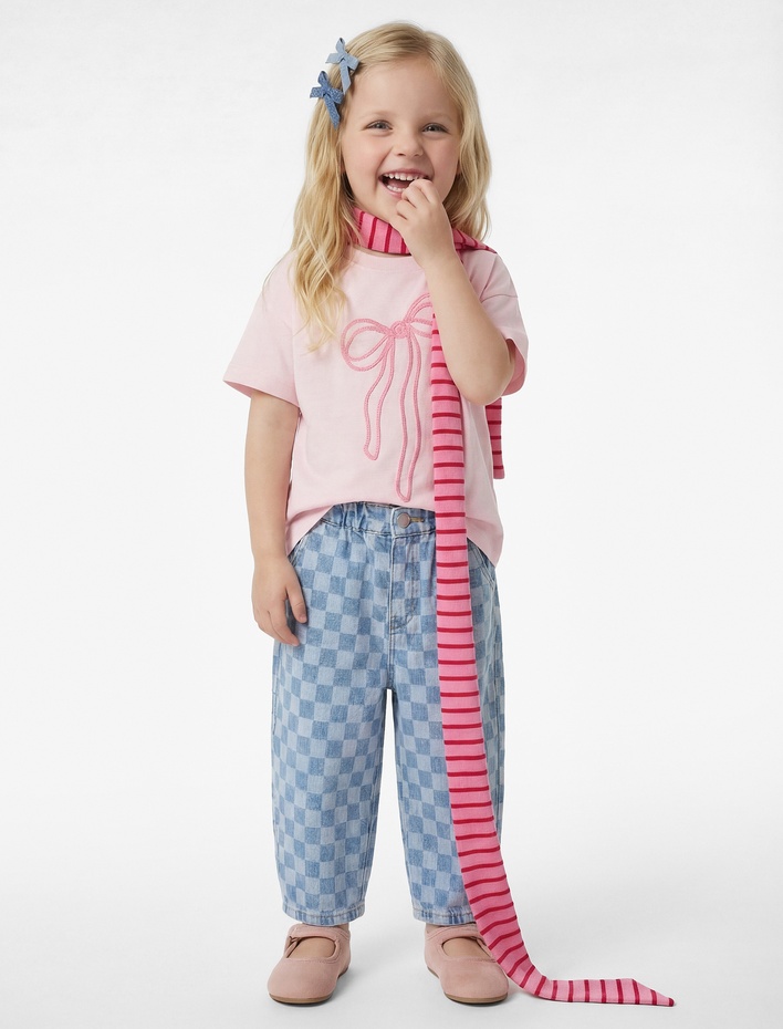 Kız Bebek Pamuklu Fiyonklu Nakış Detaylı Bisiklet Yaka Kısa Kollu Tişört