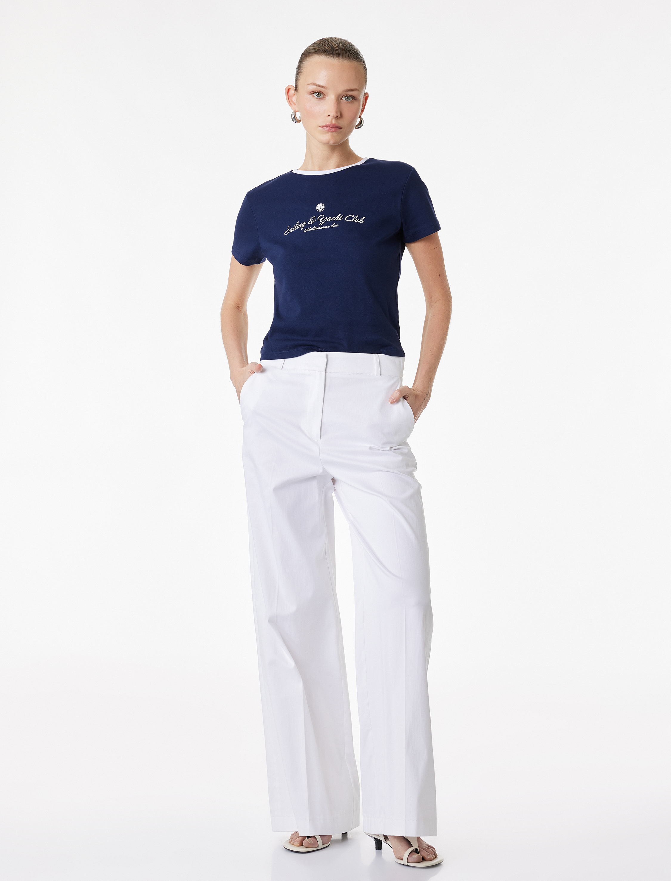   Slim Fit Bisiklet Yaka Kısa Kollu Pamuklu Baskılı Tişört