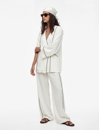 Rahat Kalıp Uzun Kollu Bağlama Detaylı Viskon Kruvaze Kimono