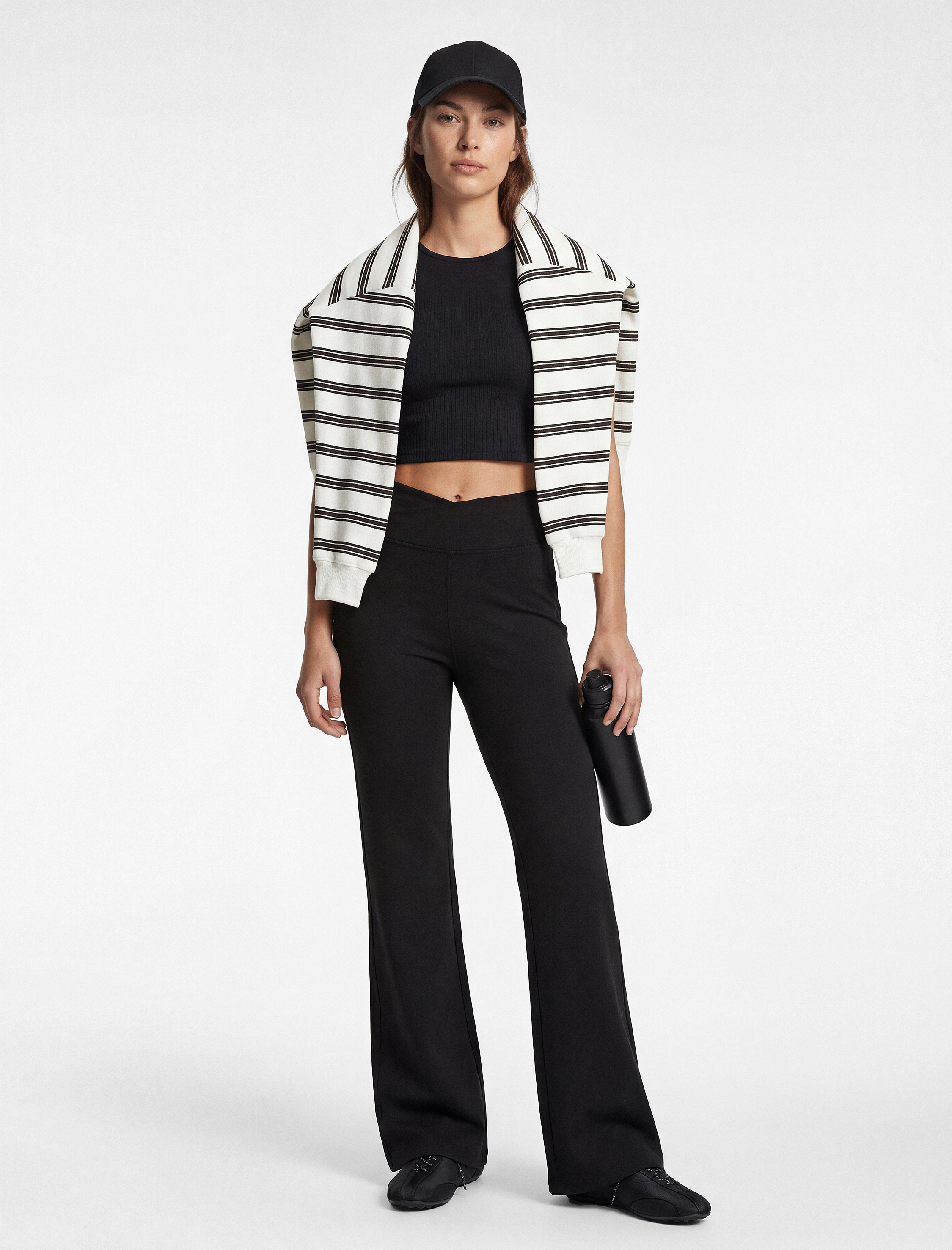   Kemer Detaylı Yüksek Bel İspanyol Paça Spor Tayt