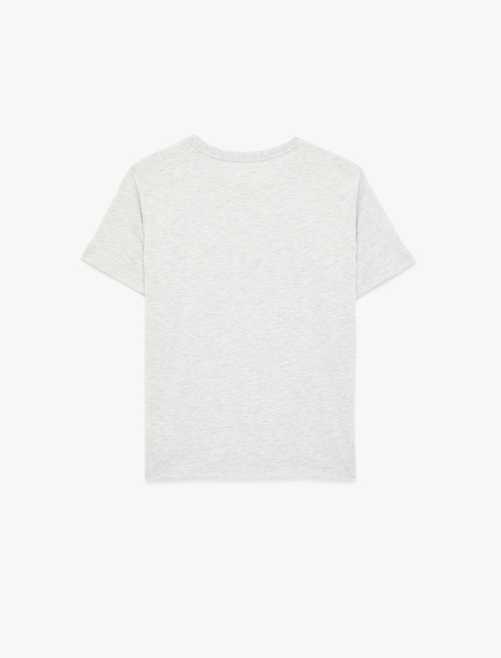  Kısa Kollu Bisiklet Yaka Taşlı Fiyonk Baskılı Tişört