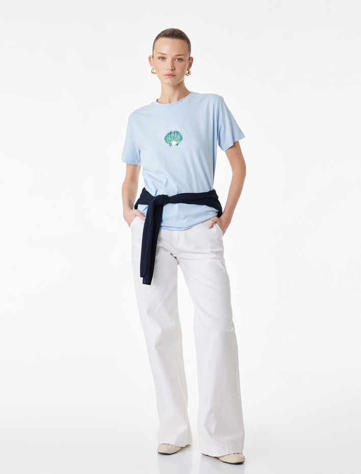  Regular Fit Kısa Kollu Bisiklet Yaka Pamuklu Deniz Kabuğu Baskılı Tişört