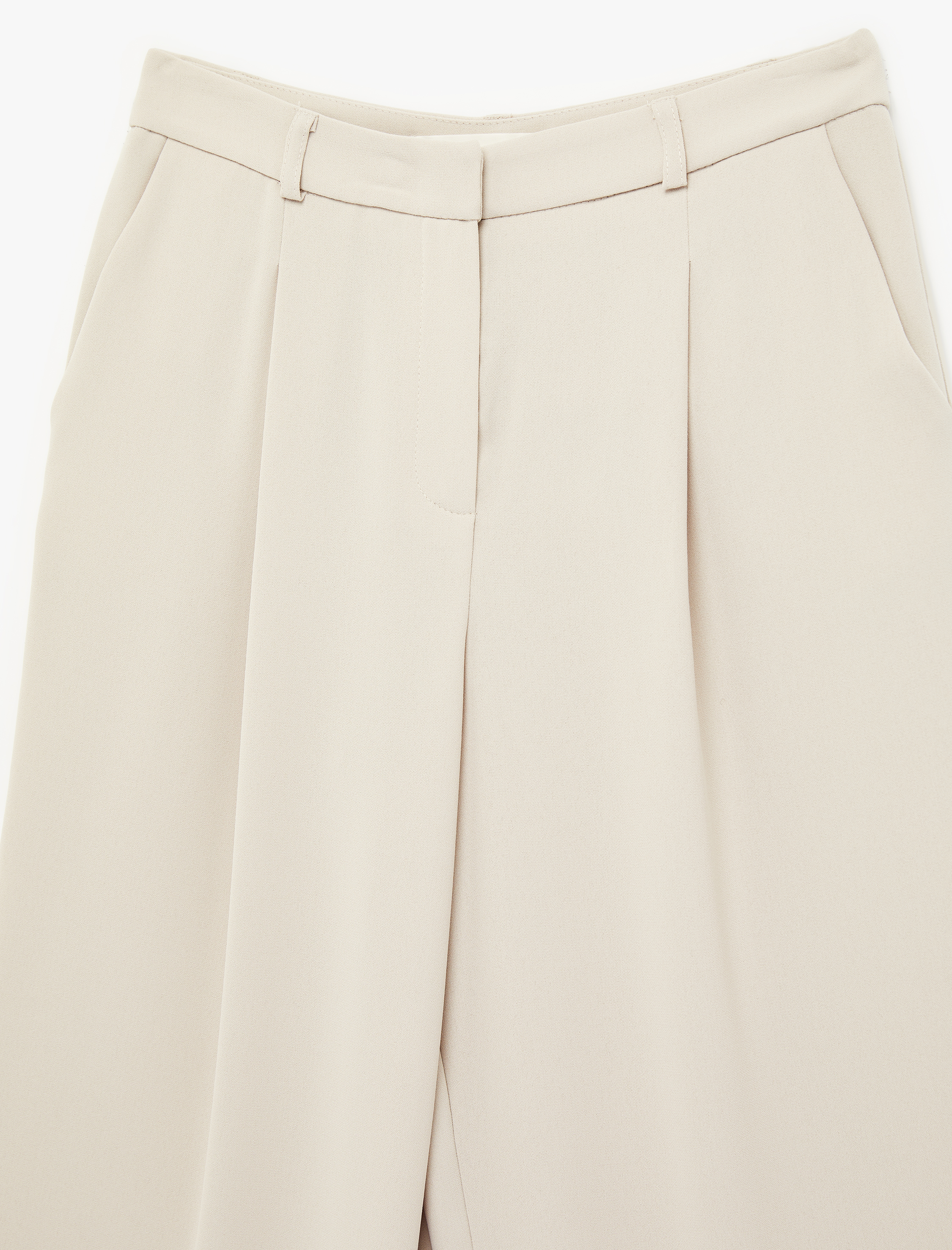   Krep Kumaş Cepli Pileli Düz Geniş Paça Kumaş Pantolon