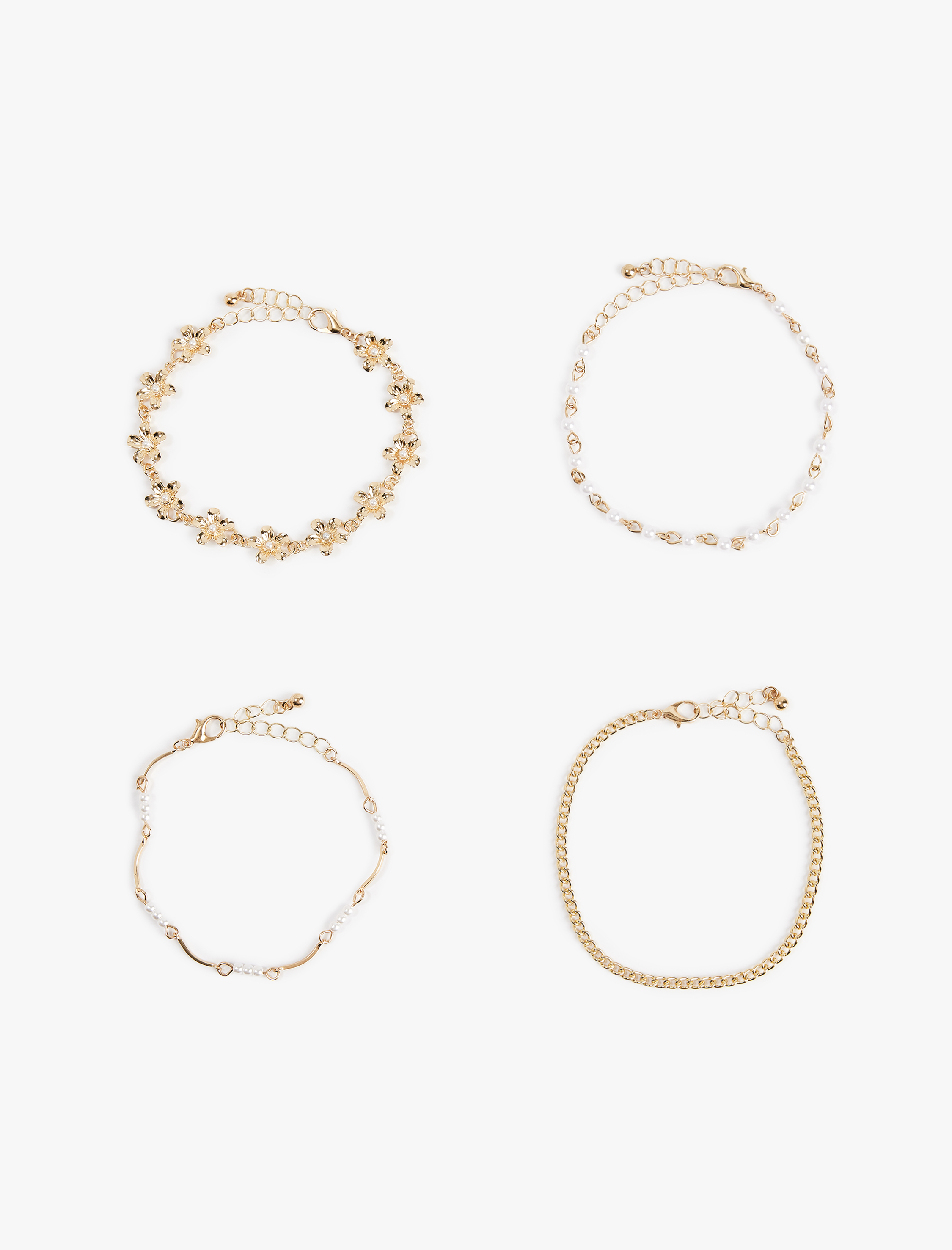  Kadın 4'lü İnci Boncuk Detaylı Bileklik Seti