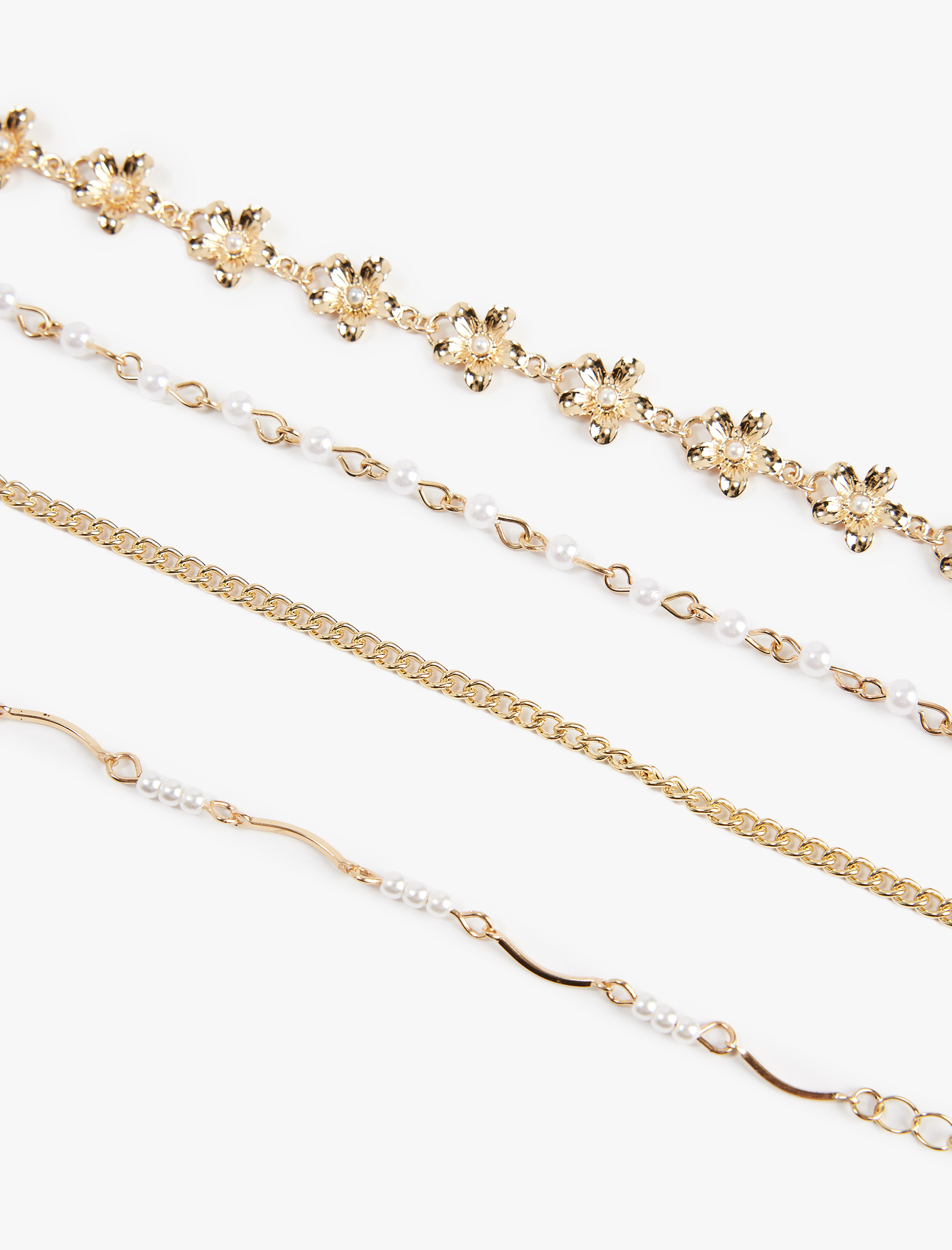  Kadın 4'lü İnci Boncuk Detaylı Bileklik Seti