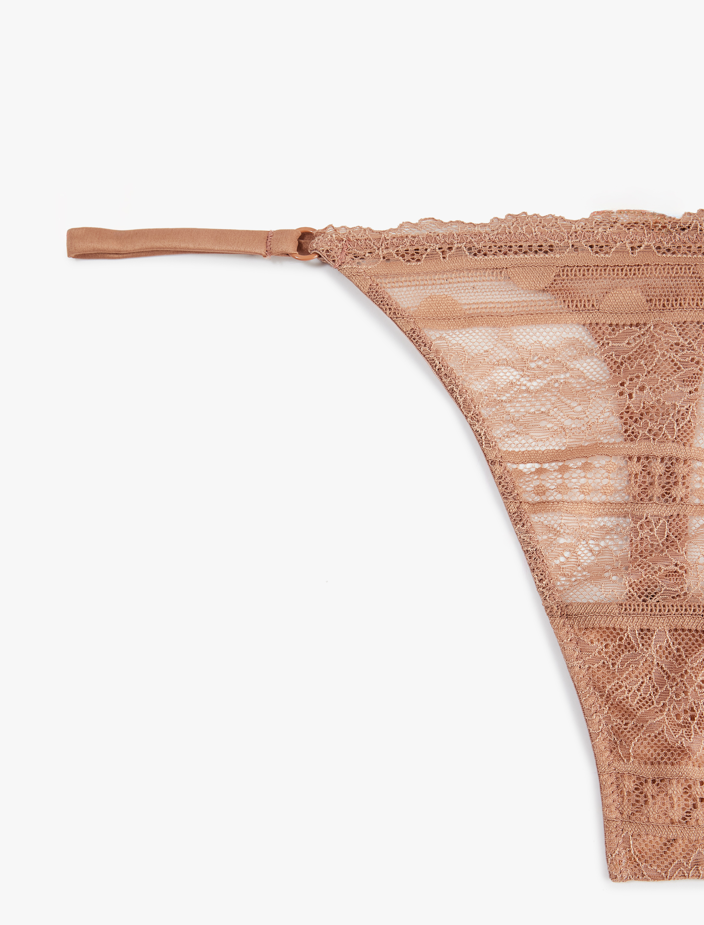   Dantel Detaylı String Külot