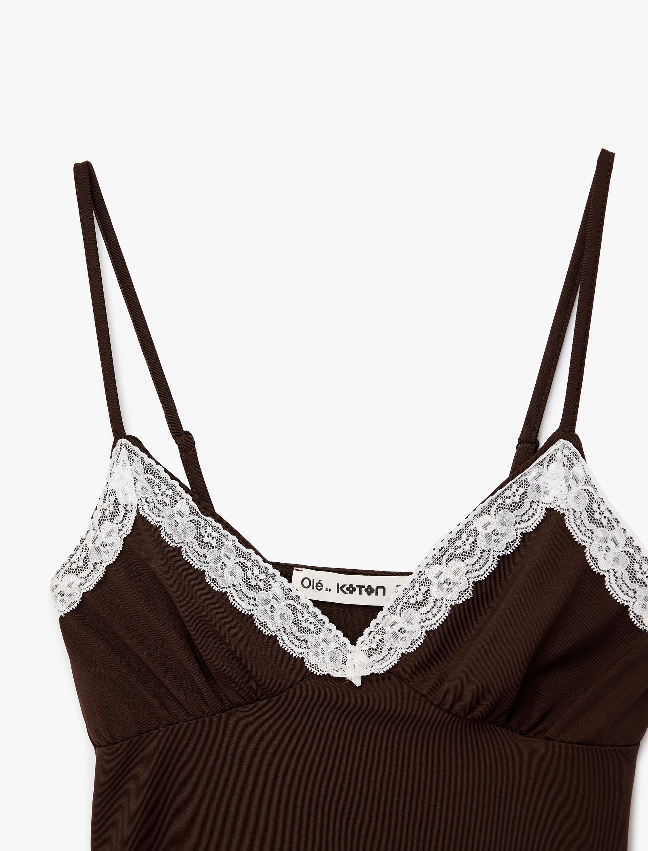   Fiyonklu Slim Fit V Yaka Askılı Dantelli Atlet