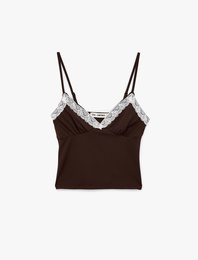 Fiyonklu Slim Fit V Yaka Askılı Dantelli Atlet