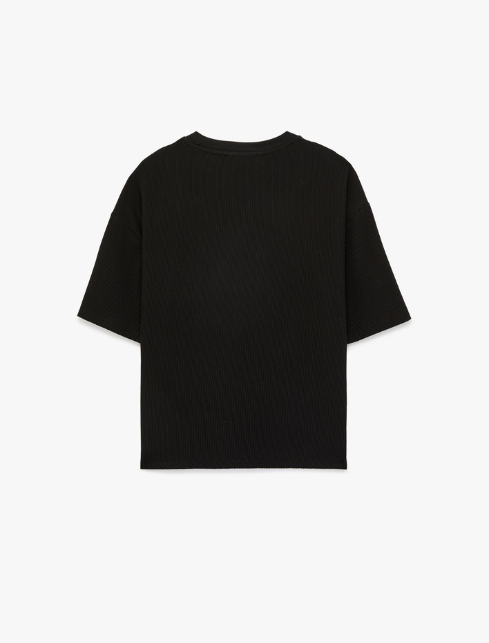  Kısa Kollu Bisiklet Yaka Pamuklu Basic Oversize Tişört