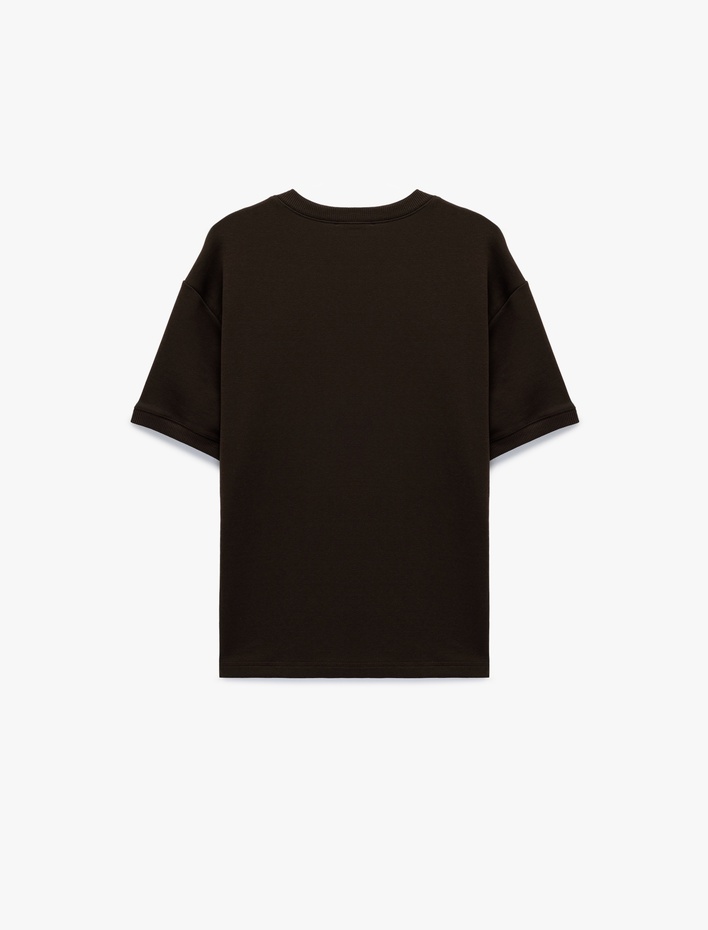  Kısa Kollu Bisiklet Yaka Basic Oversize Tişört