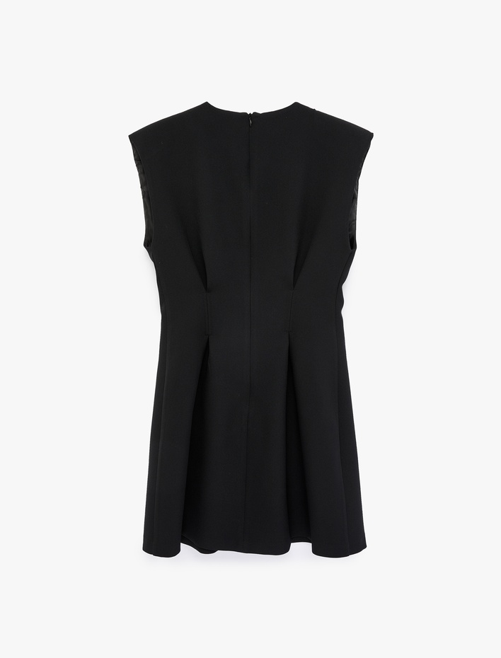  Kolsuz Bisiklet Yaka Mini Pileli A Kesim Elbise