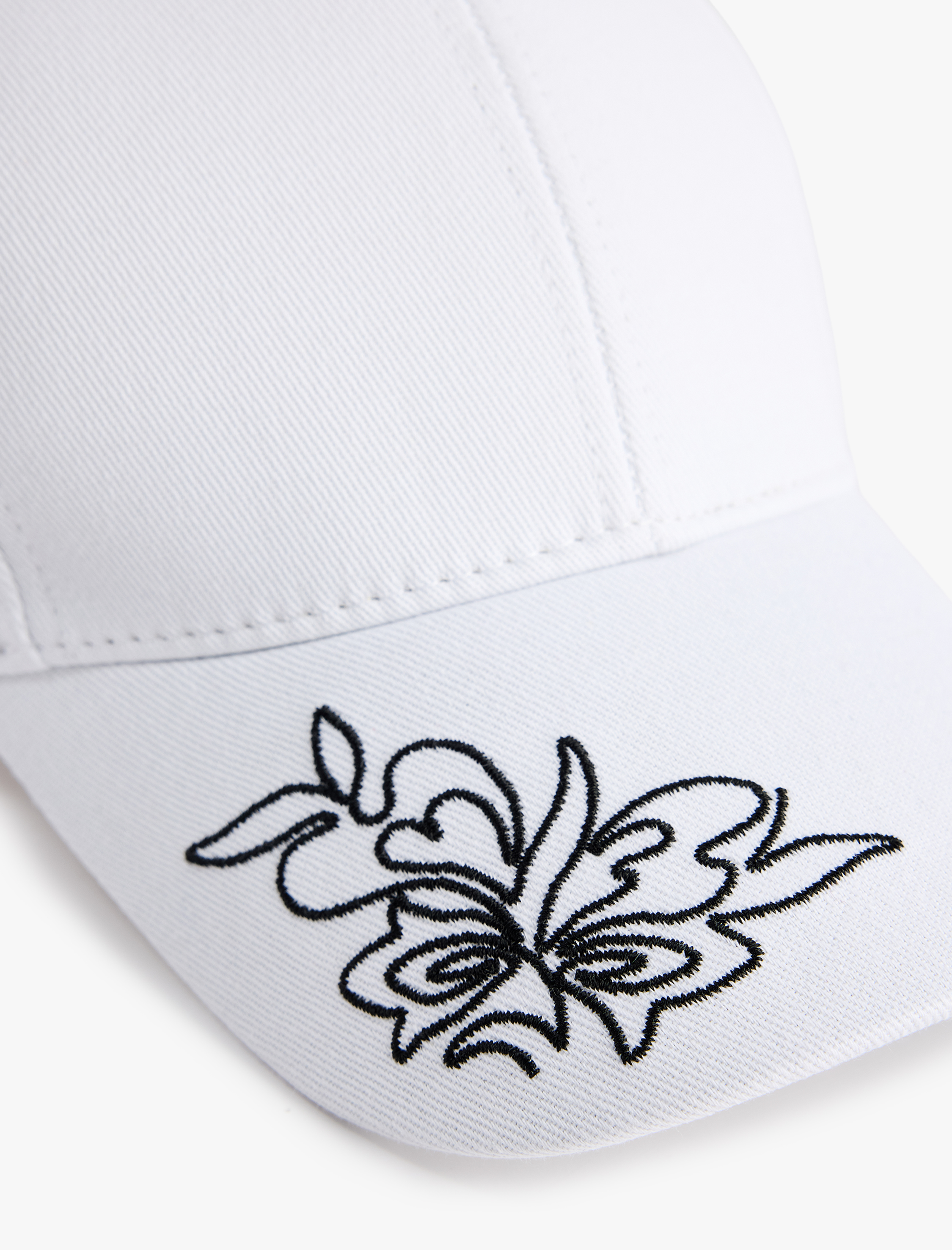  Kadın Pamuklu Çiçek İşlemeli Kep Şapka